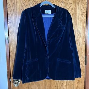 Lovely soft Vintage blue velvet blazer
